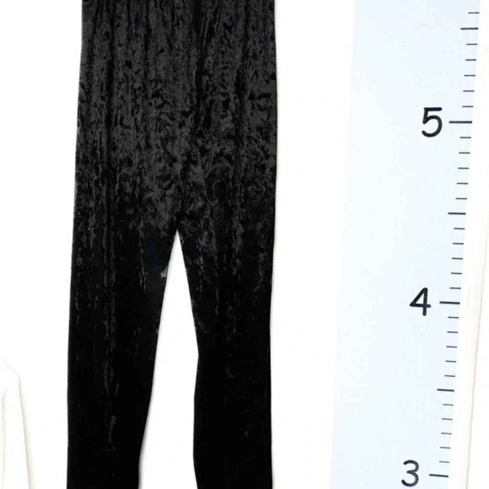 JV Joan‎ Vase Black Crushed Velvet 2PC Loungewear Pajamas Set Medium